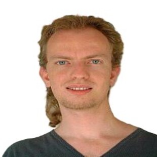 Photo of Oren Nechushtan